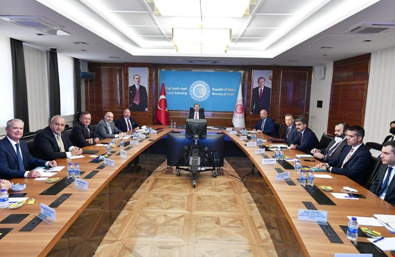 T.C. Ticaret Bakanı Sn. Mehmet Muş Gemi Yat ve Hizmetleri Sektörü Temsilcilerini Makamında Ağırladı.